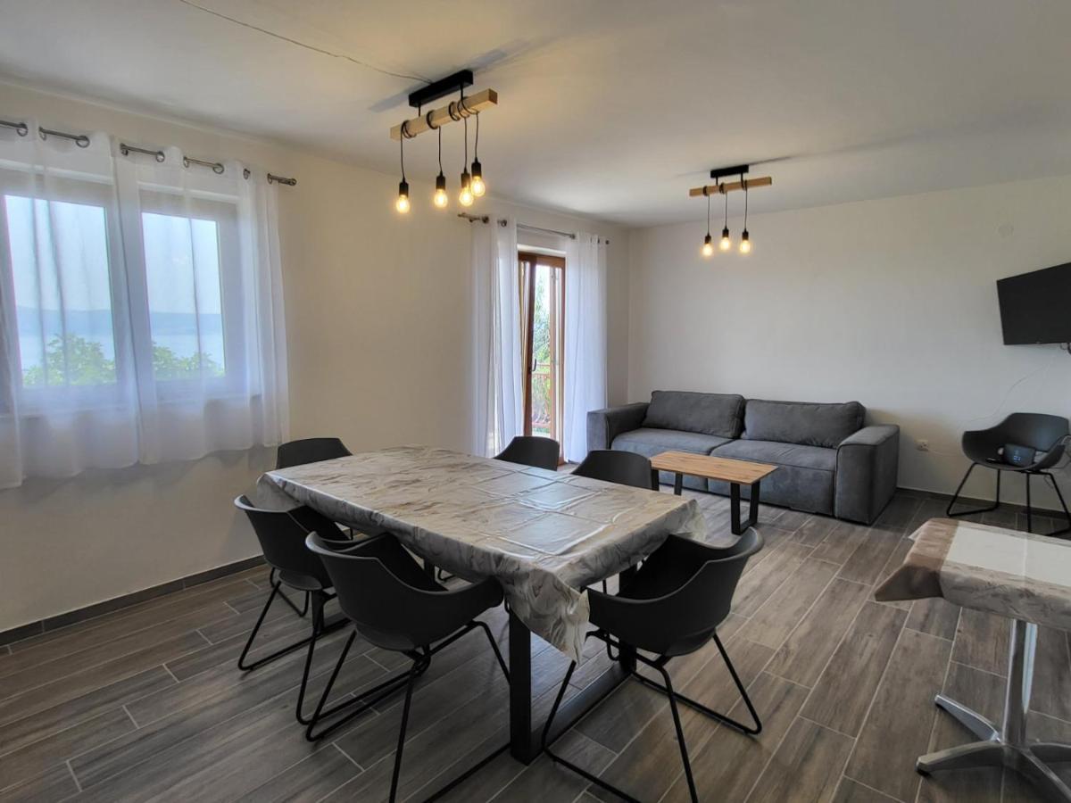 Apartment Manda *