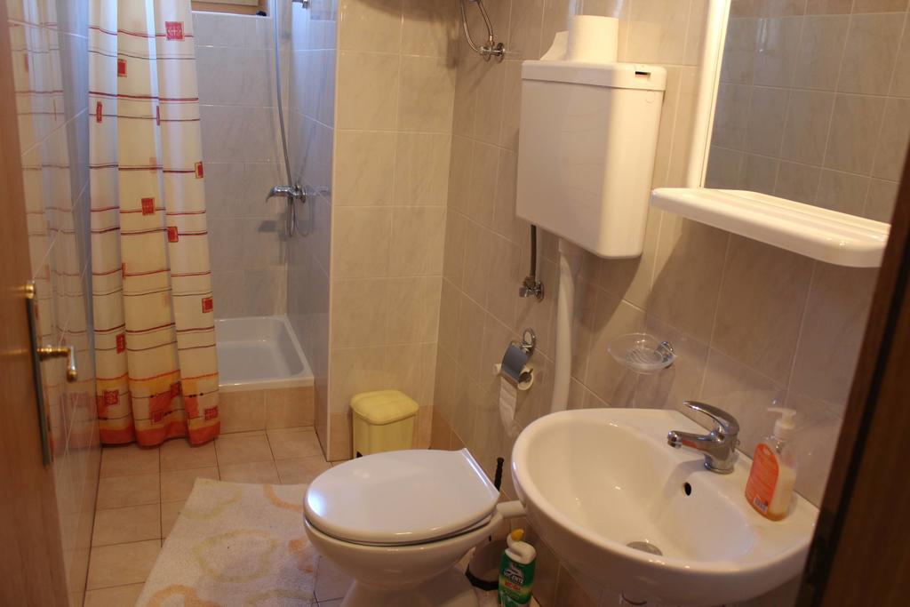 Apartment Manda