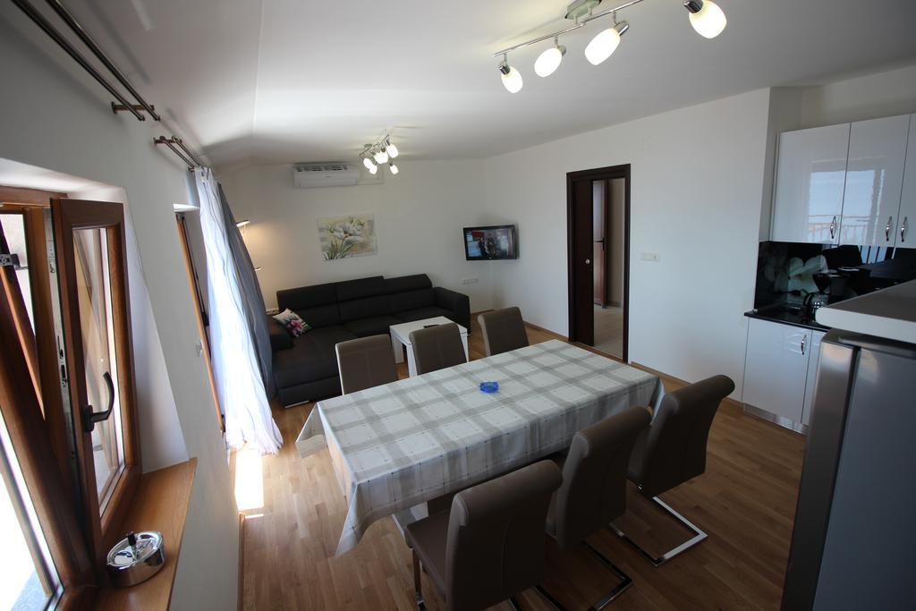 Apartment Manda