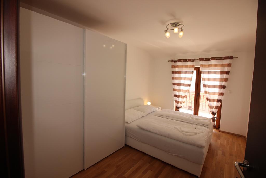 Apartment Manda *